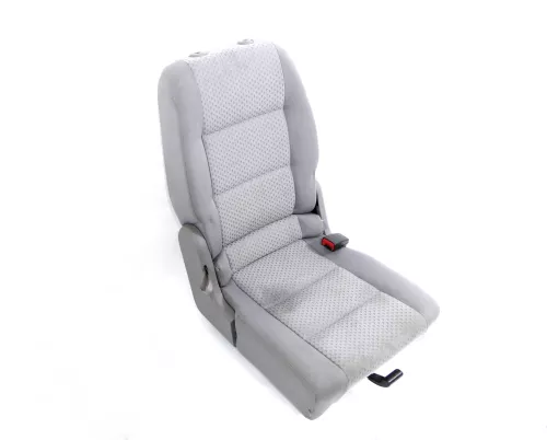 VW Touran Sitz hinten rechts grau (hinterm Beifahrersitz) Rücksitz Einzelsitz hi (146463)
