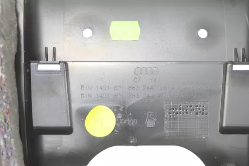 Audi A3 8P Mitteltunnel hinten Verkleidung um Handbremse Konsole schwarz A (146536)