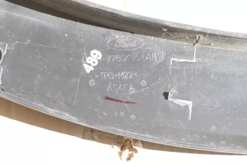 Ford Transit Leiste Abdeckung  Kotflügel Zierleiste vorne links Radlauf TTS TTG (146653)
