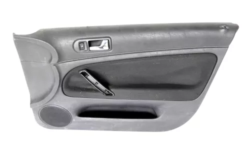 1x Passat 3B 3BG Türverkleidung Verkleidung Tür vorne rechts schwarz