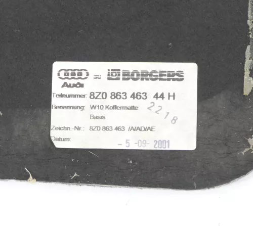 A2 8Z Verkleidung Abdeckung Kofferraum Teppich Boden dunkel unten schwarz soul (147129)