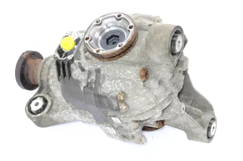 VW Touareg 7L Quattro Allrad Getriebe hinten Differential 170.000 km BUN CASB CA (147488)