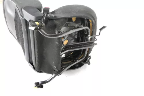 Audi A4 B5 Sitz Fahrersitz vorne links höhenverstellbar vorn (147623)