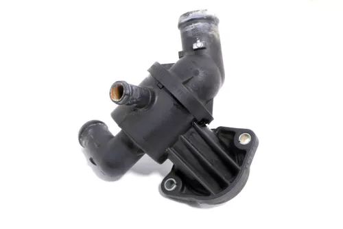 VW Polo Golf Octavia Thermostat Gehäuse Schlauch 1,2 03L121111S CAY CAYC CAYB (147668)