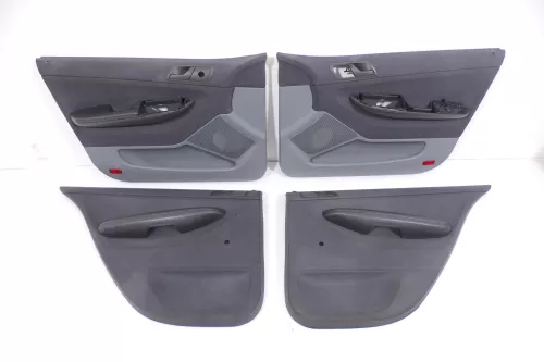 4 x Skoda Fabia 6Y Stufenheck Türverkleidung Verkleidung Tür vorn vorne links re