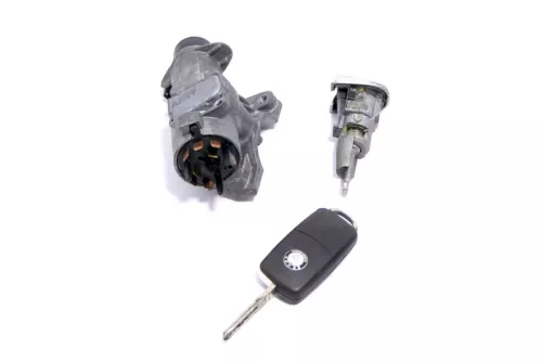 Skoda Octavia 1U Schloßsystem Türschloß 1x Funk Schlüssel Schloß Zündschloß Tür (147923)