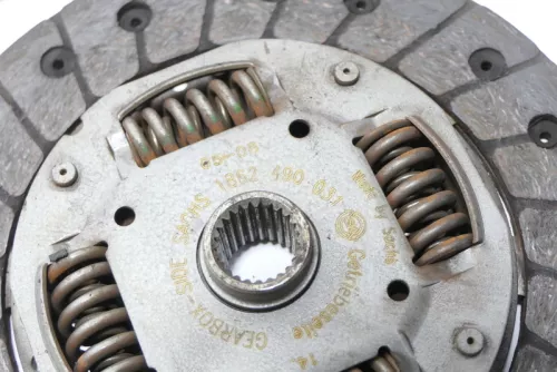 VW Caddy Golf Schwungscheibe Kupplung Schwungrad 067105273G (148103)