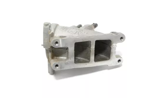 VW Golf A1 Anschlußstutzen Saugstutzen 2,0 TDI 04L128637A  ## (148181)