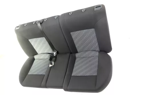 Seat Ibiza 6L Rückbank Rücksitzbank Sitz für Kopfstütze Sitzbank 3-Punkt Sitze (148450)