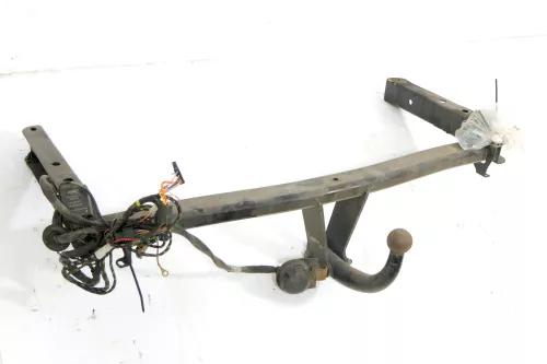 Audi A6 4B feste starr starre Anhängerkupplung Anhängekupplung Kabelbaum Westfal (148521)