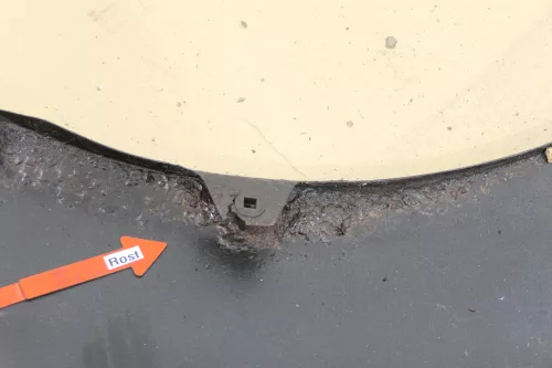 VW Passat 3B Kotflügel vorne links blau LA5E (148555)