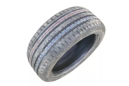 1x VW Golf 5 9N 6Y Reifen 235/45 R17 94V Sommerreifen ca. 7,5mm NUR REIFEN (148683)