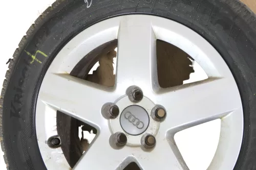 1x Felge Alufelge original Audi A3 8L 6jx15H2 ET38 8L0601025P Ersatzrad 195/65 R (148691)