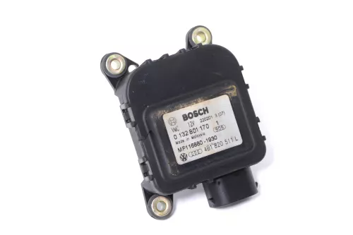 Audi A6 4B Stellmotor für Frischluftklappe Klimaanlage 4B1820511L