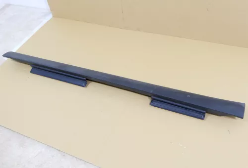 Altea 5P Blende Holm rechts unten Schweller Unterholmverkleidung schwarz (148907)