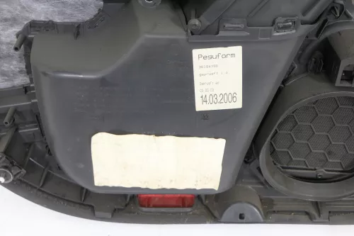 1x Passat 3C B6 Kombi Türverkleidung Verkleidung Tür hinten rechts schwarz (149025)