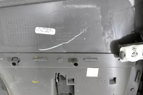 1x Jetta 1K Türverkleidung Verkleidung Tür hinten rechts 4/5-Türer schwarz (149026)