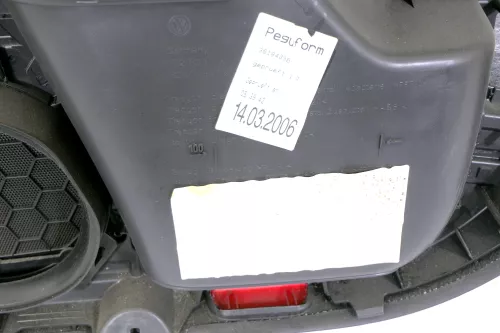 1x VW Passat 3C Variant Türverkleidung Verkleidung Tür hinten links schwarz (149028)