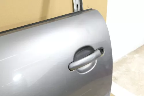 Seat Ibiza 6L Tür Fahrertür 2/3-Türer vorne links silber grau LS7U ohne Anbautei (149130)