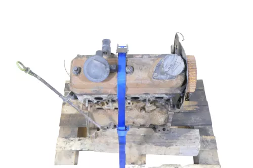 VW T4  Motor 1X  60PS 199.000km(OHNE Einspritzpumpe OHNE Turbo etc (149160)