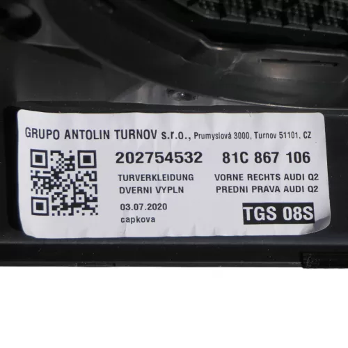 Q2 Türverkleidung Verkleidung Tür vorne rechts schwarz ORIGINAL von NEUFAHRZEUG (149416)