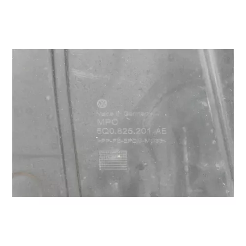 Q2 Unterbodenverkleidung Verkleidung links unten Abdeckung 5Q0825201AE NEU ORIGI (149421)