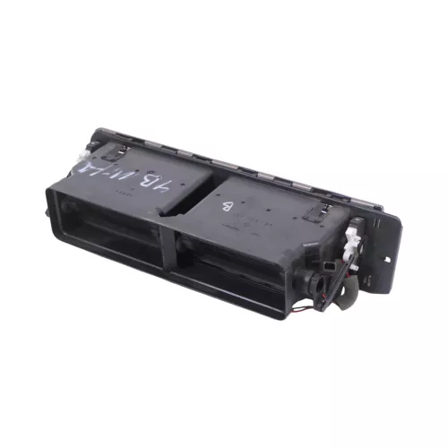 Audi A6 4B Lüftungsdüse beleuchtet Düse Lüftung vorne in der Mitte 4B1820951 (149655)