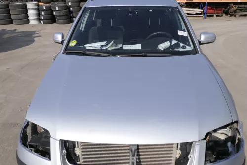 VW Passat 3BG Motorhaube Klappe vorne vorn Haube silber LA7W reflexsilber IIII