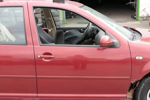 VW Golf 4 Bora Tür vorne rechts Beiahrertür 4/5-Türer Kombi Avant rot LC3K canyo