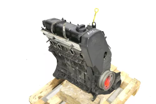 VW Passat 3B A4 B5 Motorblock Block Motor 1,6 74kw 101PS AHL ARM 188.500km (150498)