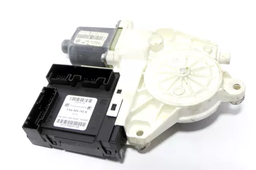 VW Golf 5 ektrischer Fensterheber Motor vorne rechts 1K4837402T  4/5-Türer 1K095 (150544)