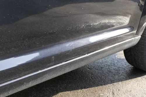 VW Touran 1T 1T3 Tür vorne rechts Beifahrertür schwarz LC9X e - ohne Anbauteile (150609)