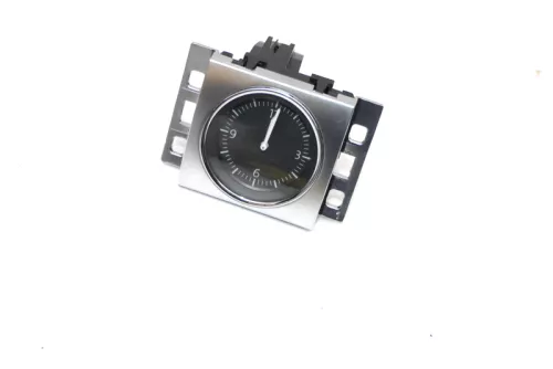 VW Passat 3C Uhr Anzeige 3AA919204