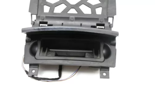 Audi A3 8P Aschenbecher Aschen Becher 8P0857951 soul schwarz (151087)