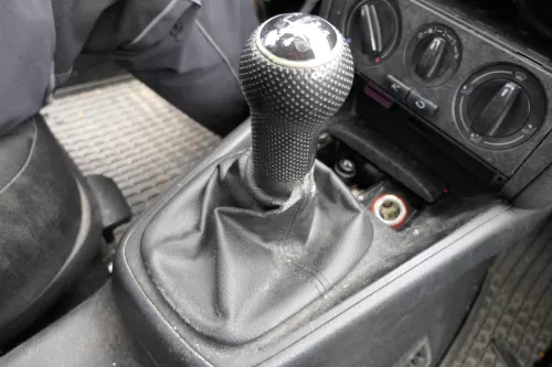 VW Golf 4 Bora Schaltknauf Schaltsack Schaltung Schaltknüppel schwarz Benziner 5 (151290)