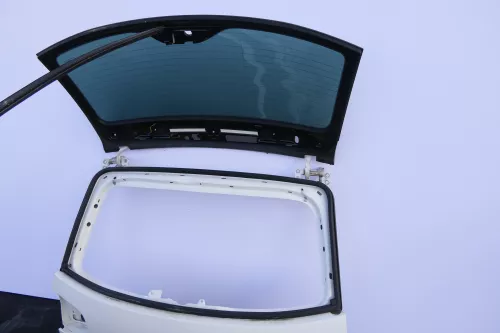 VW Touareg Heckklappe hinten Kofferraumklappe mit Scheibe weiß LR9A (151306)