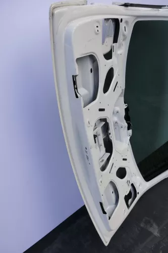 VW Touareg Heckklappe hinten Kofferraumklappe mit Scheibe weiß LR9A (151306)