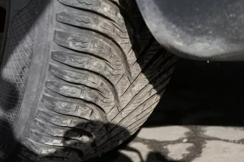 Audi A4 B5 A6 4B Passat 3BG Felgen Reifen Winterreifen M+S 195/65 R15 91T # 8mm (151369)