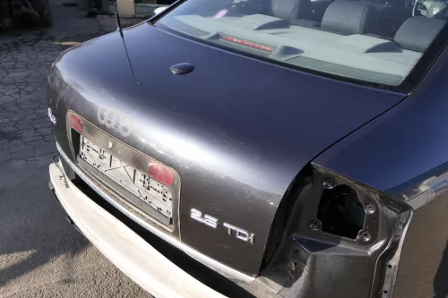 Audi A6 4B Limousine Kofferraumklappe hinten Heckklappe Deckel grau LZ4V GPS (151666)