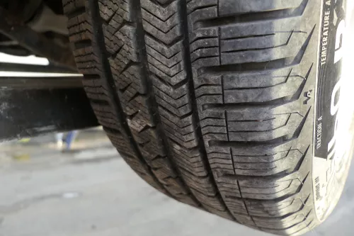 VW Passat 3BG Alufelgen Winterreifen Reifen 205/60 R15 91H KBA 43885 # 7mm (151724)