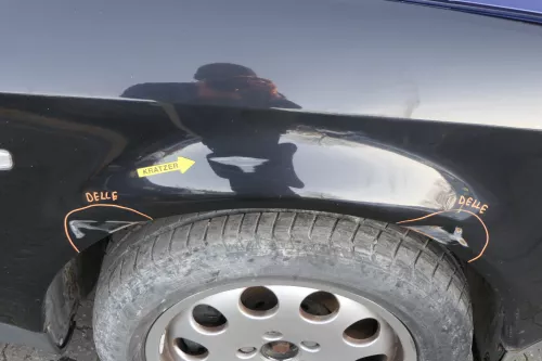 Audi A6 4B Kotflügel vorne rechts schwarz (bis ca.Mitte 2001 passe (151773)