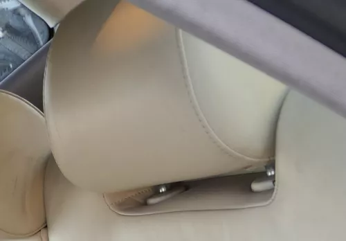 Audi A4 B5 A6 4B Kopfstütze hinten rechts oder links Leder besch melange beige