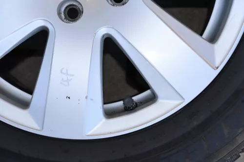 Audi A6 4F Alufelgen Reifen 225/55 R16 99H Felgen Winterreifen 4F0601025AN 5-8mm (151830)