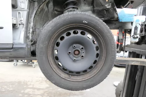 VW Passat 3C Golf Reifen Winterrreifen M&S 205/55 R16 94H Felgen 6-7mm