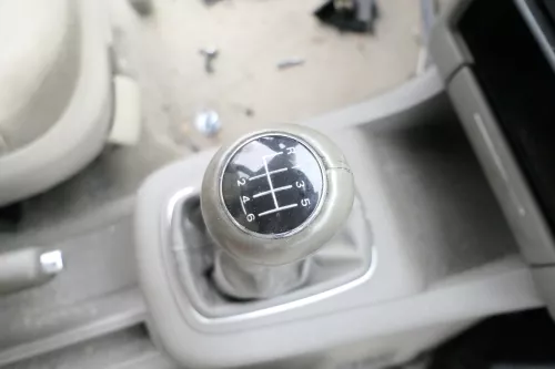 Audi A3 8L Schaltknauf Schalthebel Schalthebelgriff Leder 6-Gang beige jive (151988)