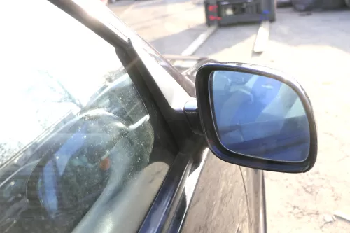 bVW Golf 4 Bora elektrischer Spiegel vorne rechts Außenspiegel schwarz LC9Z 1J