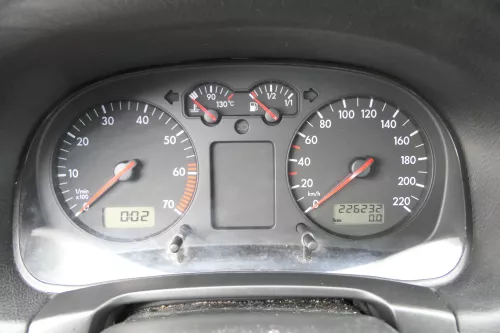 VW Golf 4 Tacho Tachometer Kombiinstrument 226.000km 1J0920802 1,4 16V 75PS 55kw