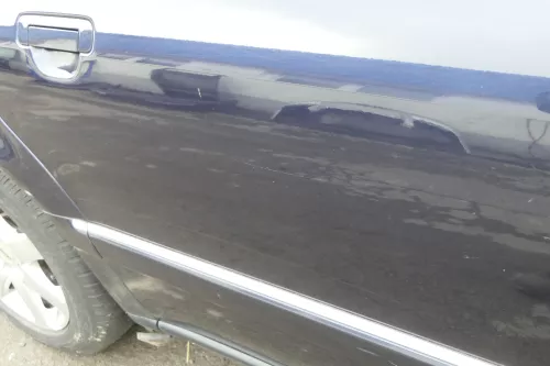 Audi A8 4D Tür Türblatt hinten rechts blau LZ5L mit Rahmen (152159)