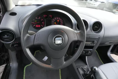 Seat Ibiza 6L Lenkrad 3-Speichen 6L0880201T TMJ Airbaglenkrad q200 + Q561 (152312)