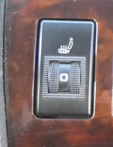 Audi A8 4D Sitz Sitzheizung Schalter rechts links vorne 4D0963563D Knopf